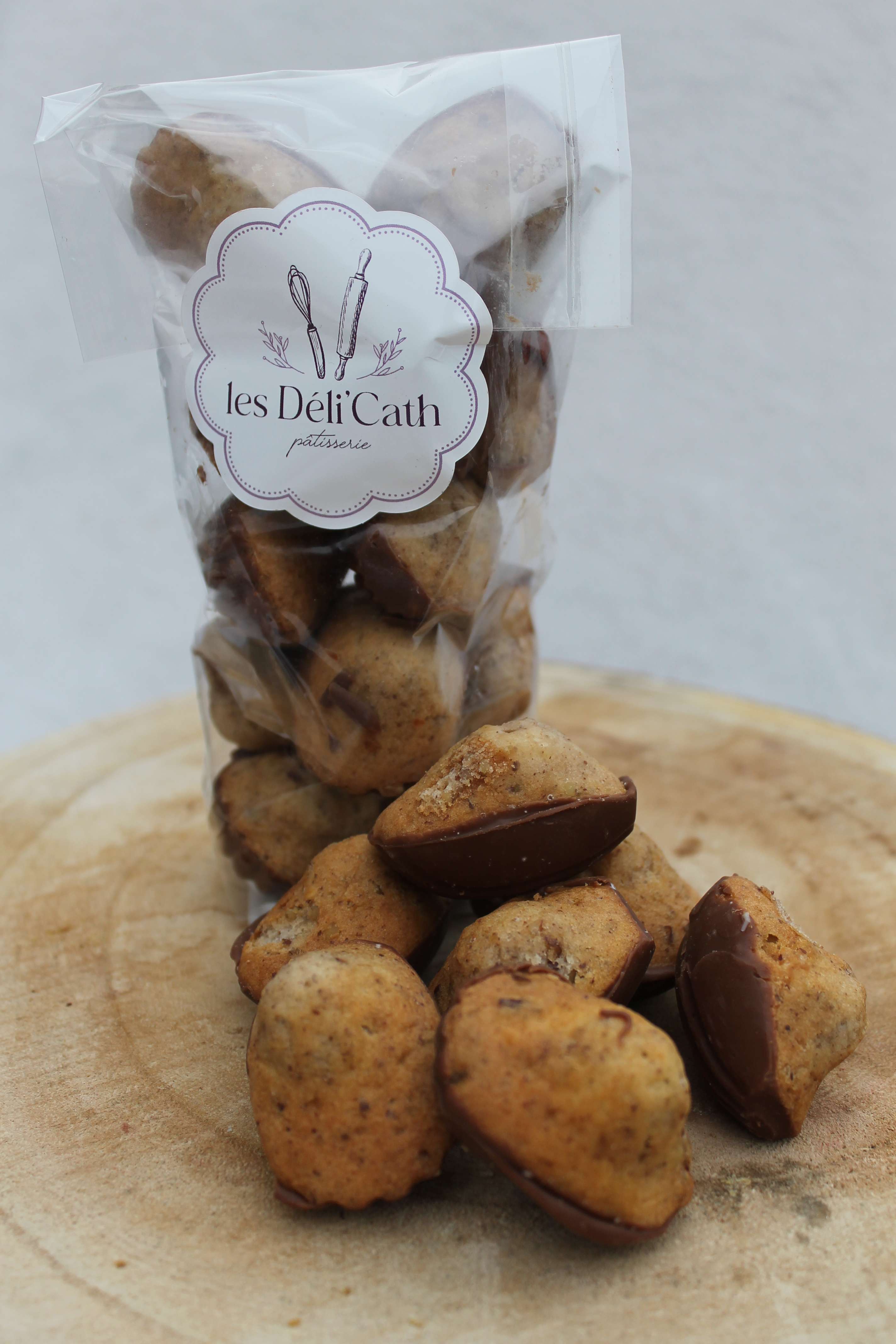 photo Madeleines noix de pécan/ coque de chocolat au lait 